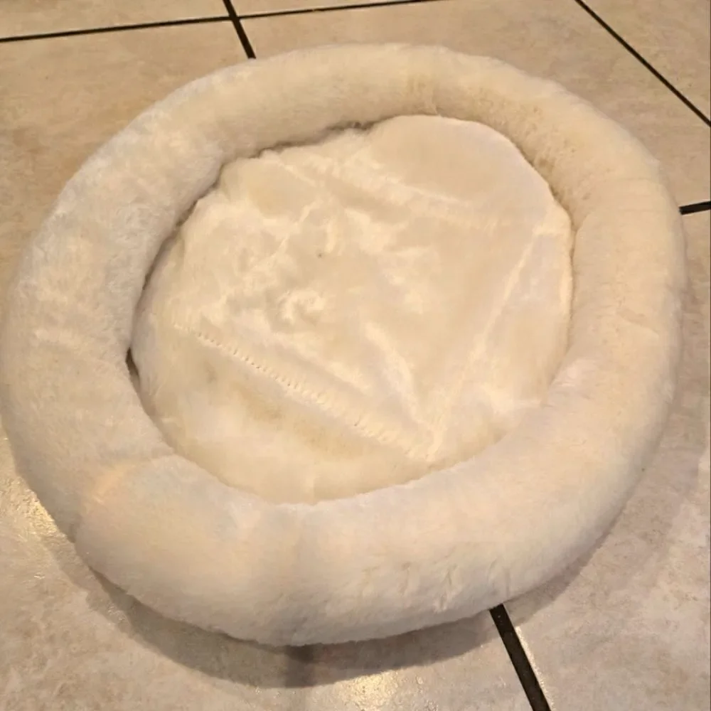 Cat Bed Plush 18 x 12